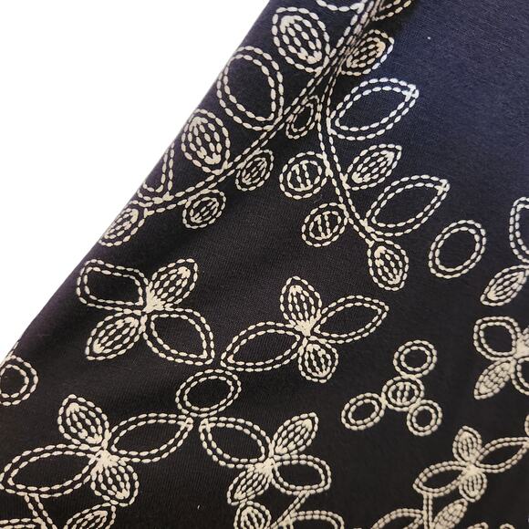 Lane Bryant Purple Embroidered Floral Scoop Neck Blouse Casual Top Size 22/24 - Picture 3 of 7